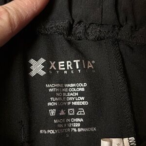 Size small black xertia stretch jogger type scrub pants